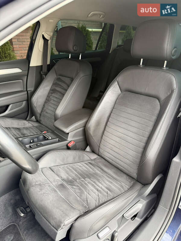 Універсал Volkswagen Passat 2017 в Житомирі