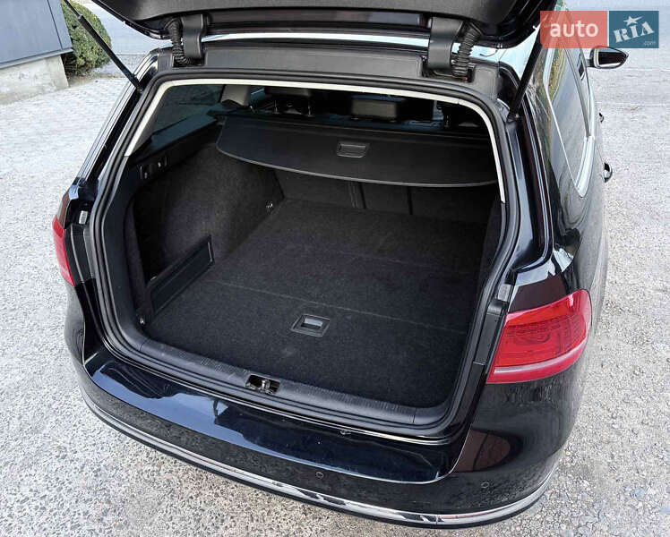 Універсал Volkswagen Passat 2011 в Смілі