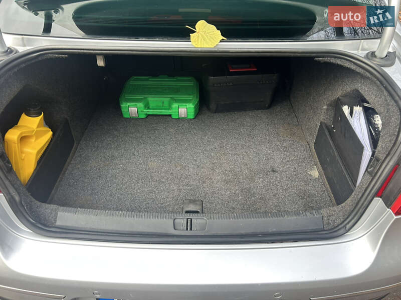Седан Volkswagen Passat 2005 в Глухове фото 12 Седан Volkswagen Passat 2005 в Глухове