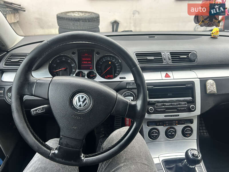Седан Volkswagen Passat 2005 в Глухове фото 18 Седан Volkswagen Passat 2005 в Глухове