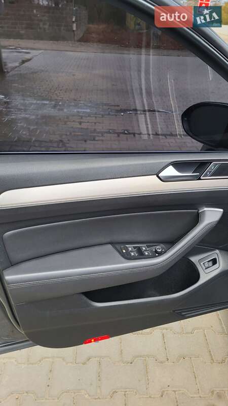 Универсал Volkswagen Passat 2016 в Коломые