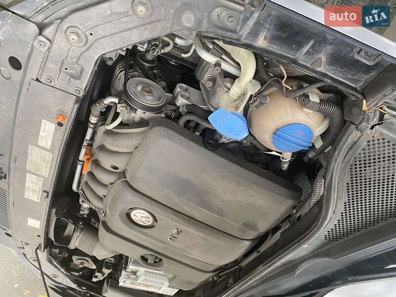 Седан Volkswagen Passat 2012 в Киеве