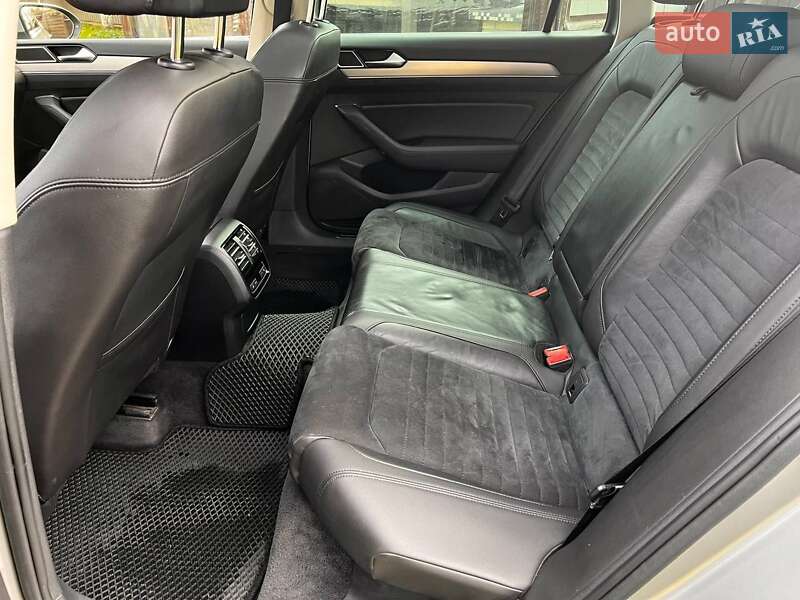 Универсал Volkswagen Passat 2015 в Ивано-Франковске фото 35 Универсал Volkswagen Passat 2015 в Ивано-Франковске