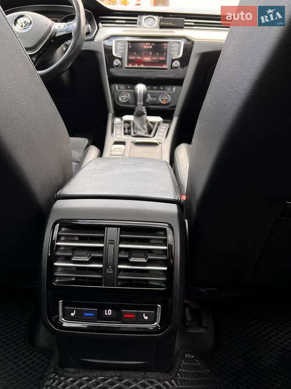 Универсал Volkswagen Passat 2015 в Ивано-Франковске фото 27 Универсал Volkswagen Passat 2015 в Ивано-Франковске