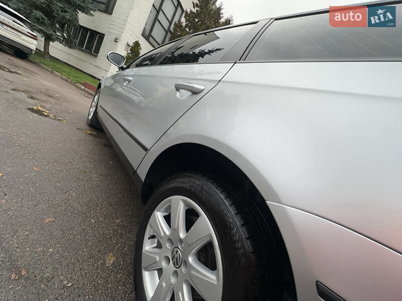 Универсал Volkswagen Passat 2010 в Киеве фото 13 Универсал Volkswagen Passat 2010 в Киеве