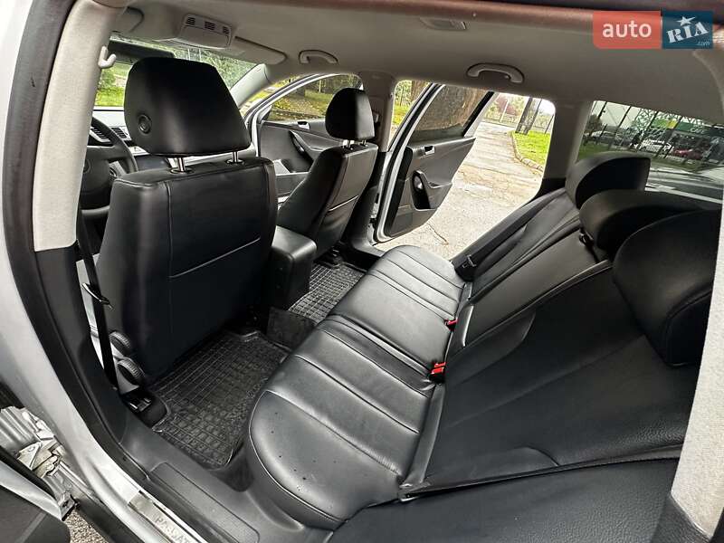 Универсал Volkswagen Passat 2010 в Киеве фото 29 Универсал Volkswagen Passat 2010 в Киеве
