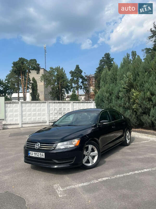 Седан Volkswagen Passat 2013 в Киеве