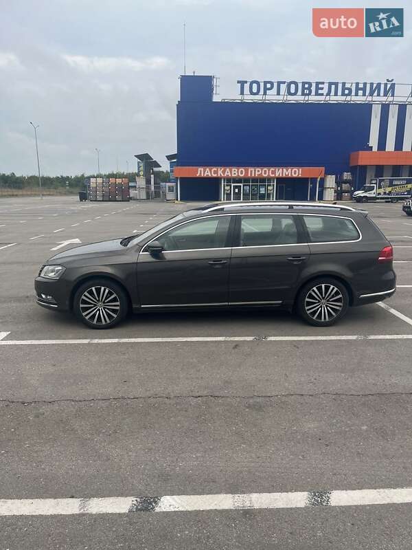 Универсал Volkswagen Passat 2012 в Запорожье