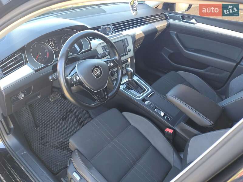 Универсал Volkswagen Passat 2015 в Киеве фото 6 Универсал Volkswagen Passat 2015 в Киеве