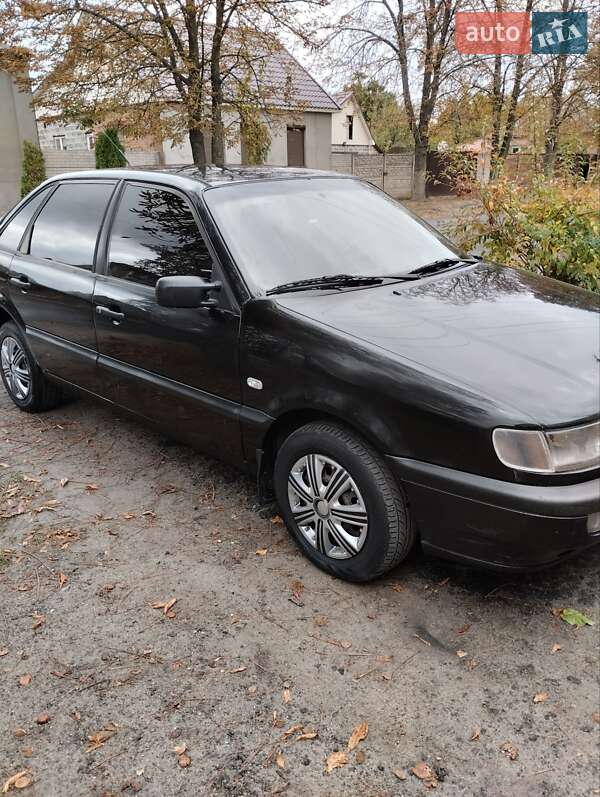 Volkswagen Passat 1995 Volkswagen Passat 1995