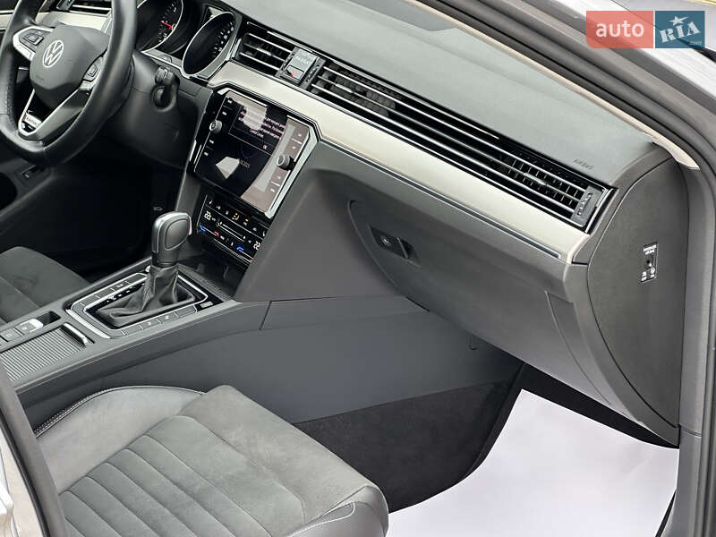 Универсал Volkswagen Passat 2021 в Луцке фото 70 Универсал Volkswagen Passat 2021 в Луцке