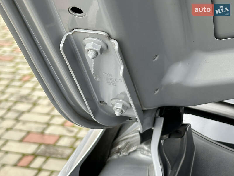 Универсал Volkswagen Passat 2021 в Луцке фото 93 Универсал Volkswagen Passat 2021 в Луцке