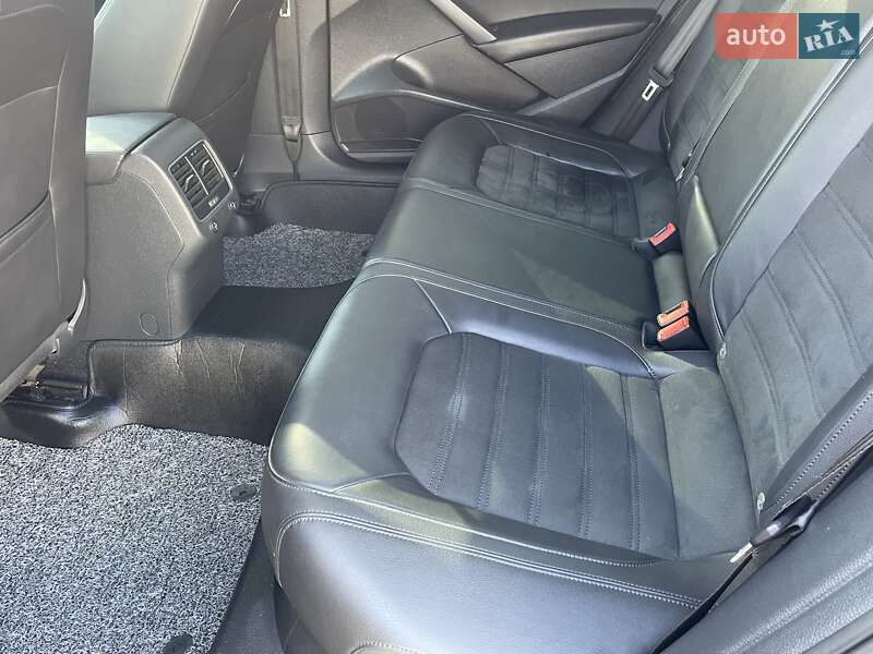 Седан Volkswagen Passat 2014 в Одесі