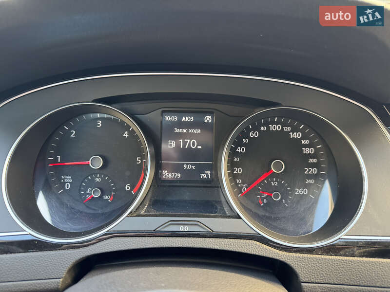 Універсал Volkswagen Passat 2015 в Луцьку