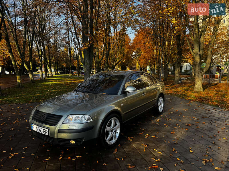 Седан Volkswagen Passat 2003 в Кременчуге фото Седан Volkswagen Passat 2003 в Кременчуге