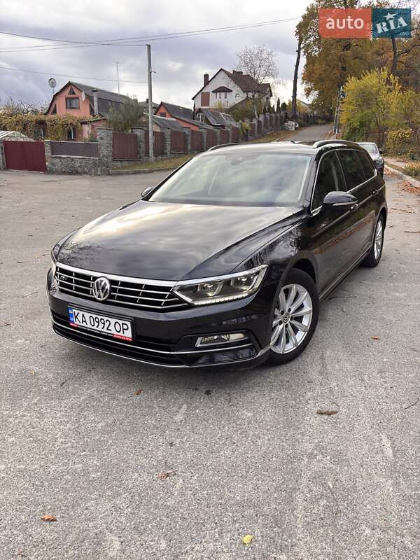 Универсал Volkswagen Passat 2018 в Киеве