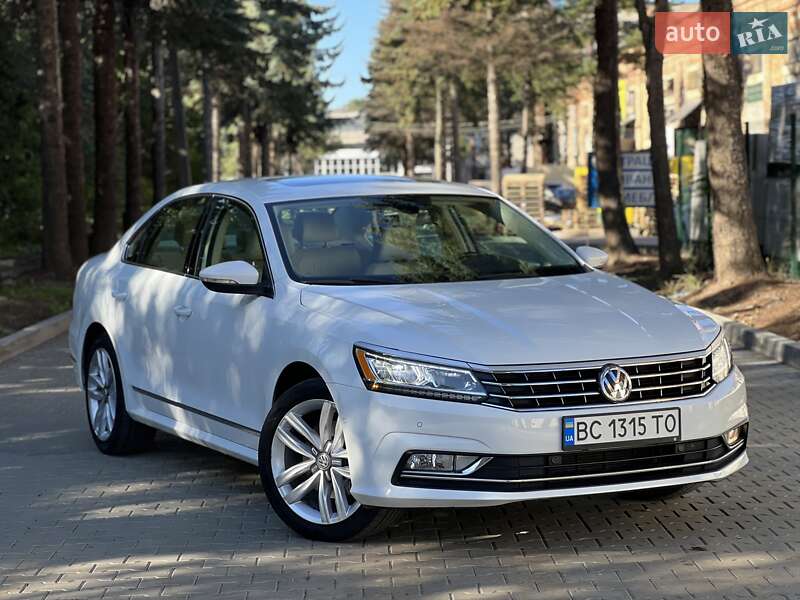 Седан Volkswagen Passat 2017 в Львове