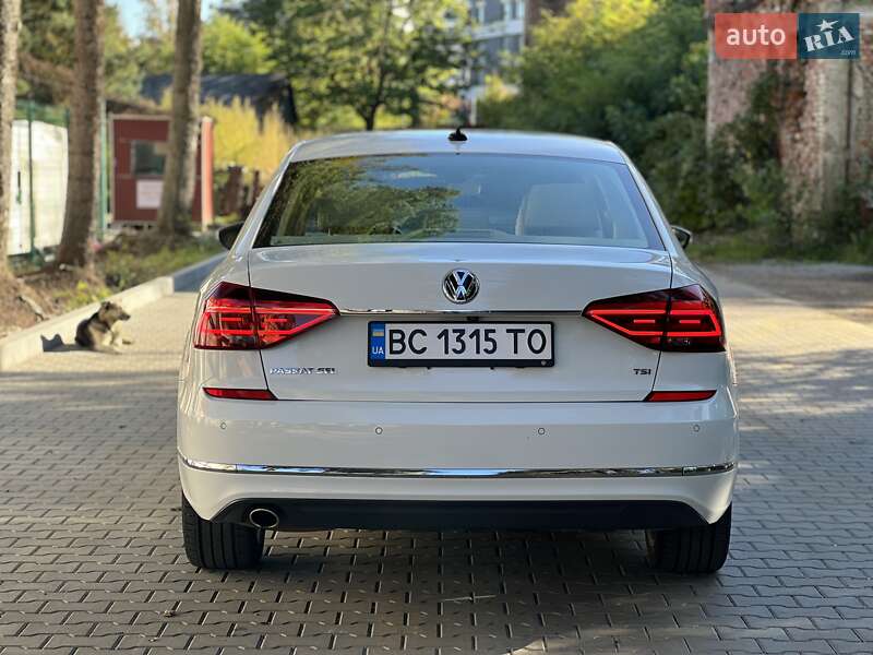 Седан Volkswagen Passat 2017 в Львове
