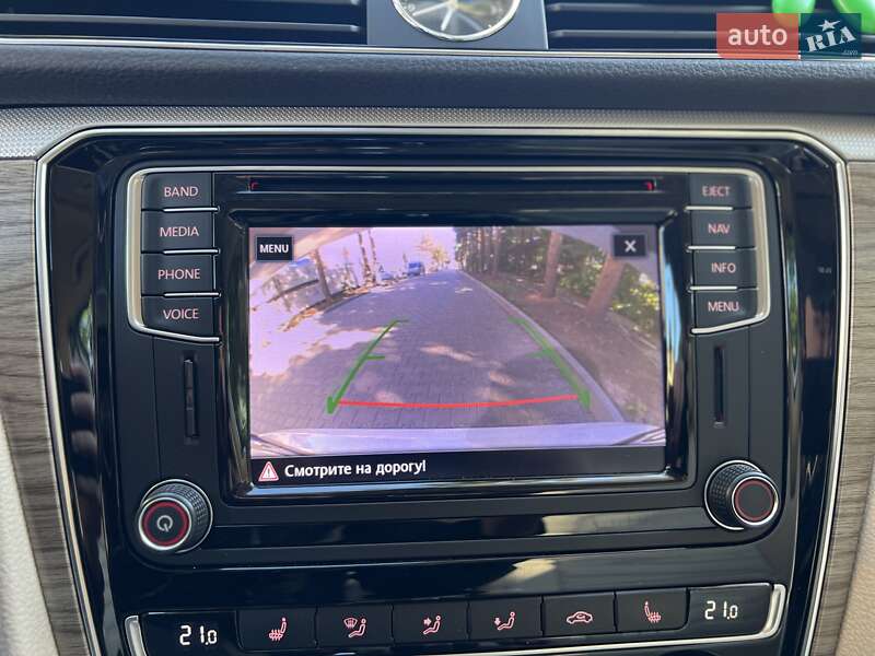 Седан Volkswagen Passat 2017 в Львове