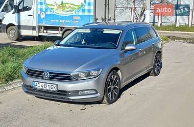 Універсал Volkswagen Passat 2016 в Львові