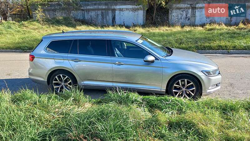 Универсал Volkswagen Passat 2016 в Львове фото 14 Универсал Volkswagen Passat 2016 в Львове