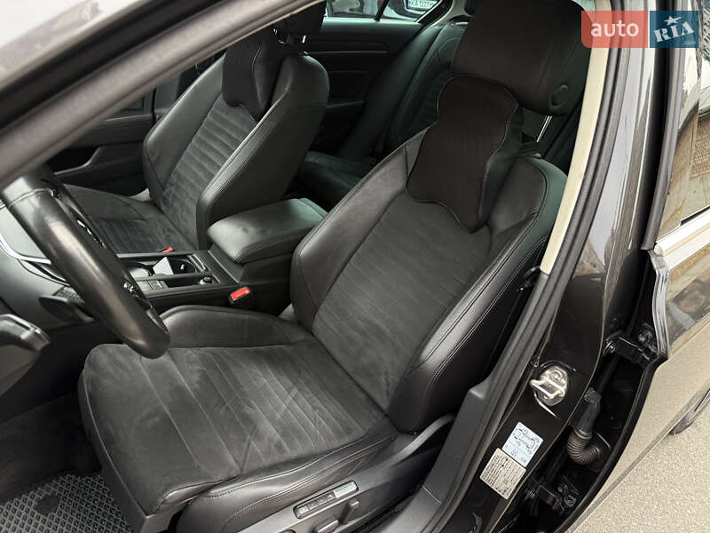 Седан Volkswagen Passat 2018 в Киеве фото 19 Седан Volkswagen Passat 2018 в Киеве