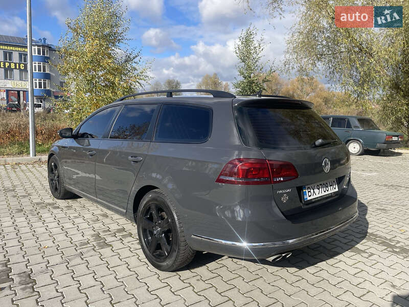 Універсал Volkswagen Passat 2012 в Хмельницькому