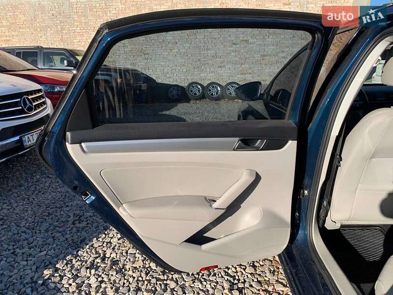 Седан Volkswagen Passat 2018 в Коломиї
