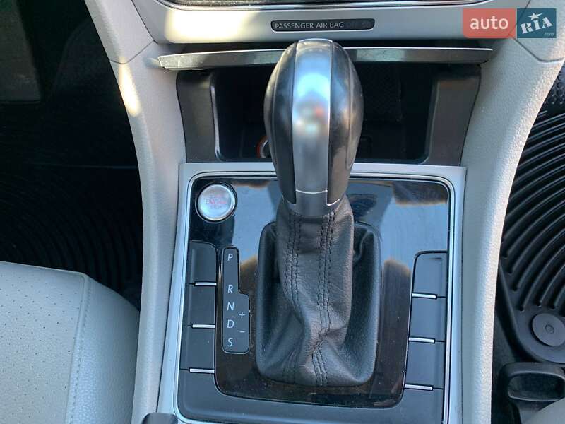 Седан Volkswagen Passat 2018 в Коломиї