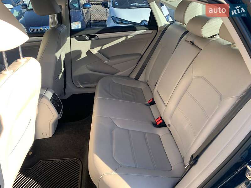 Седан Volkswagen Passat 2018 в Коломиї