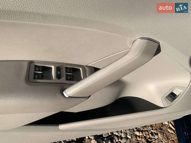 Седан Volkswagen Passat 2018 в Коломиї