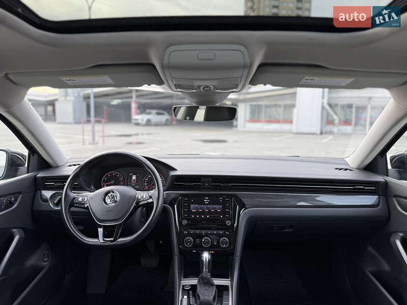 Седан Volkswagen Passat 2019 в Києві фото 41 Седан Volkswagen Passat 2019 в Києві