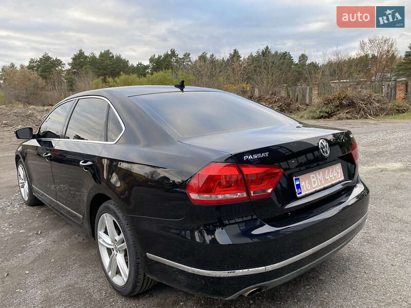 Седан Volkswagen Passat 2014 в Сарнах
