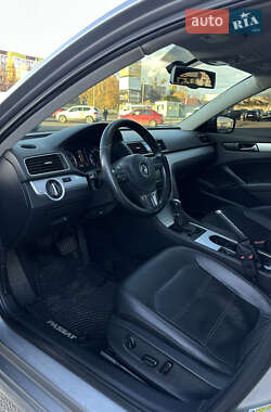 Седан Volkswagen Passat 2012 в Полтаве