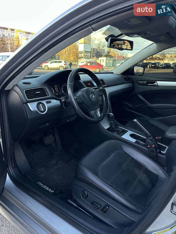 Volkswagen Passat 2012