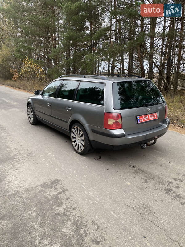 Универсал Volkswagen Passat 2003 в Киеве