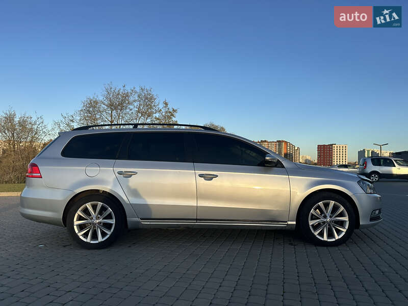 Универсал Volkswagen Passat 2012 в Львове