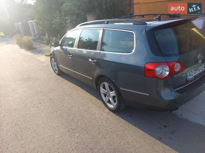 Универсал Volkswagen Passat 2010 в Ужгороде