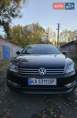 Седан Volkswagen Passat 2013 в Киеве