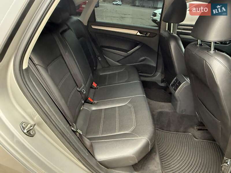 Седан Volkswagen Passat 2013 в Николаеве фото 26 Седан Volkswagen Passat 2013 в Николаеве