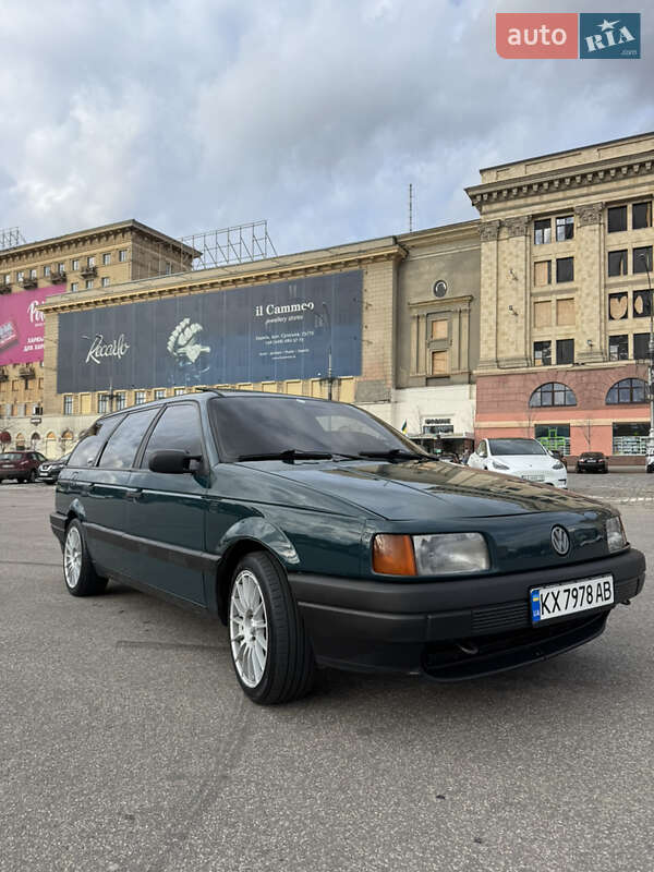 Volkswagen Passat 1990