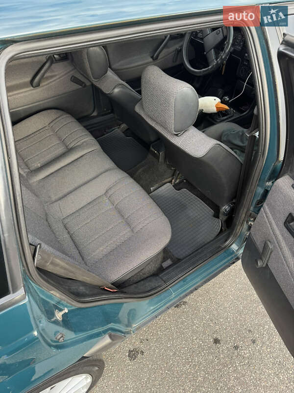 Універсал Volkswagen Passat 1990 в Харкові