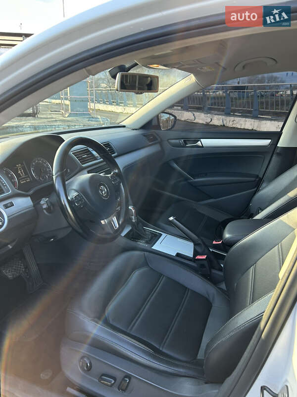 Седан Volkswagen Passat 2011 в Киеве фото 9 Седан Volkswagen Passat 2011 в Киеве