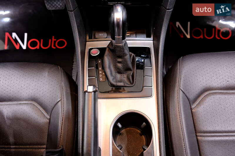 Седан Volkswagen Passat 2020 в Одессе