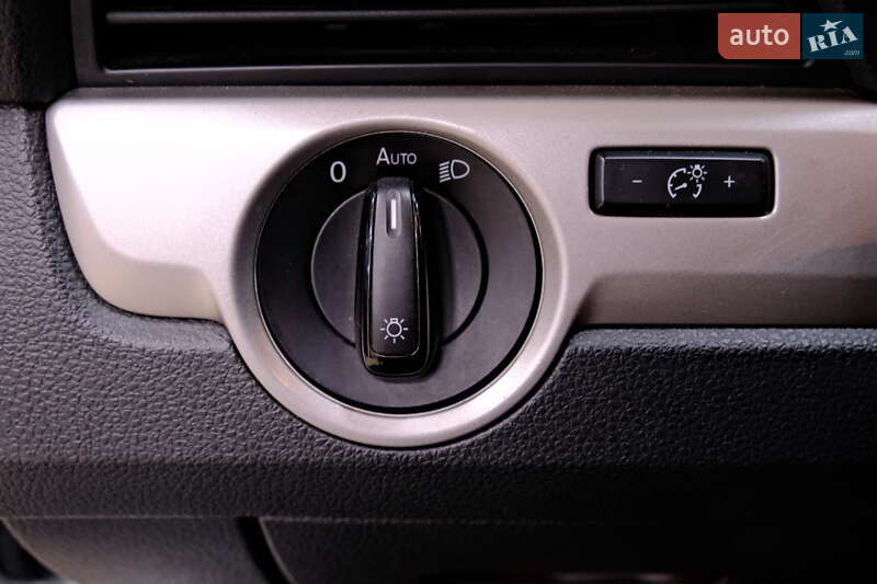 Седан Volkswagen Passat 2020 в Одессе