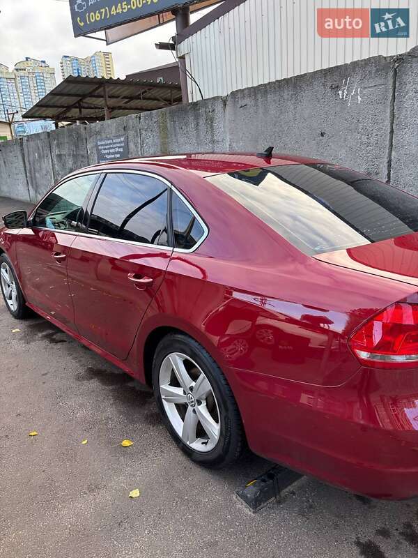 Седан Volkswagen Passat 2015 в Киеве фото 4 Седан Volkswagen Passat 2015 в Киеве