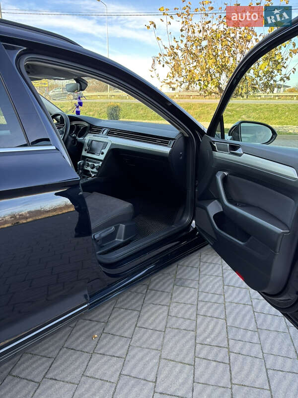 Универсал Volkswagen Passat 2015 в Львове фото 7 Универсал Volkswagen Passat 2015 в Львове