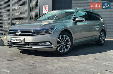 Універсал Volkswagen Passat 2016 в Києві