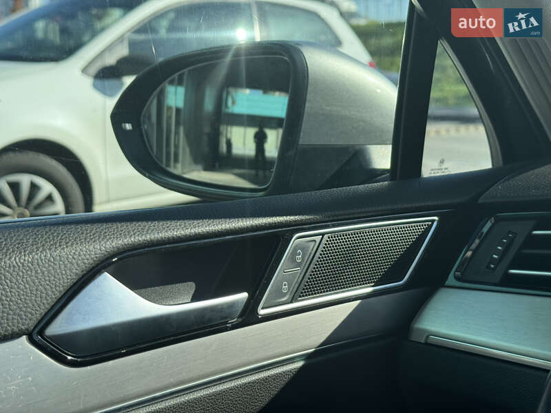 Універсал Volkswagen Passat 2016 в Києві