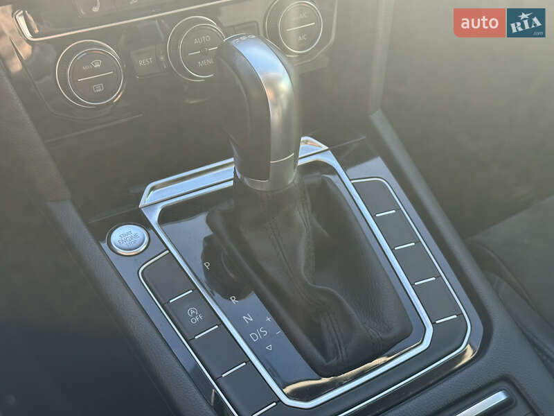 Універсал Volkswagen Passat 2016 в Києві